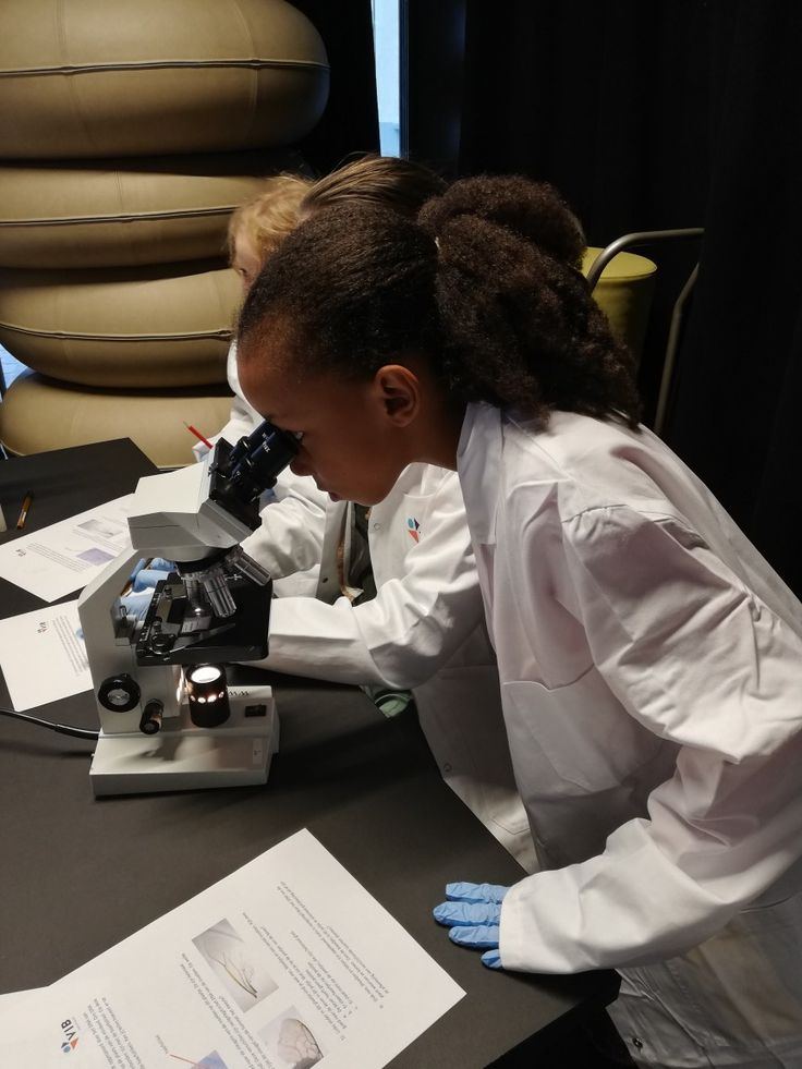 La Science ferme la porte aux femmes Togolaises